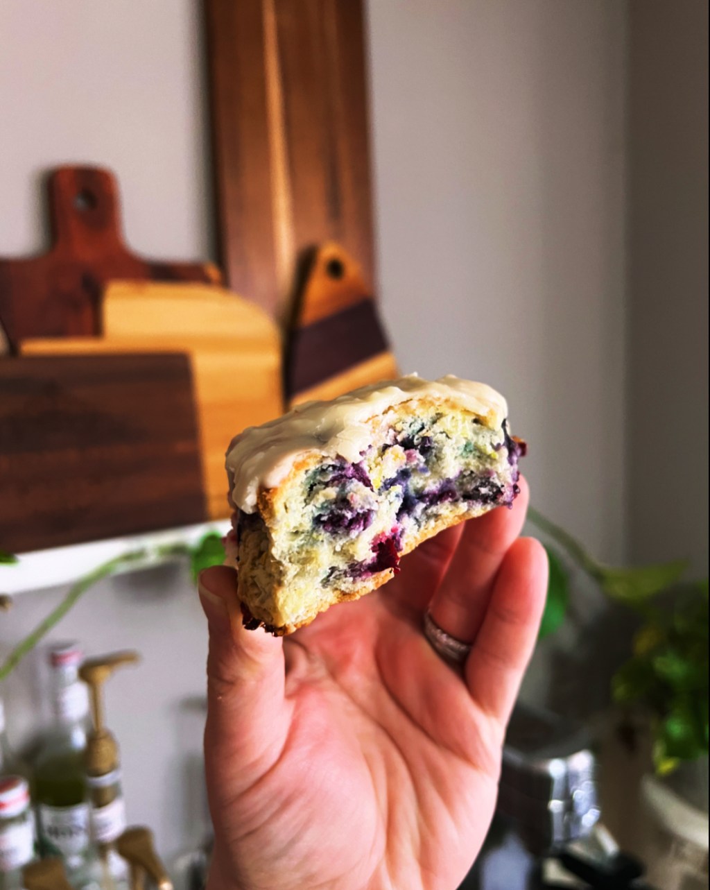 Blueberry Lemon Scones with Lemon&nbsp;Icing